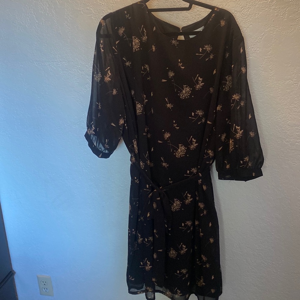 Ava ViV dandelion dress with tie at the waist
